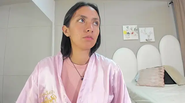 Mia-baker- webcam
