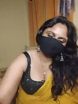 Sravvi499 live cam on StripChat