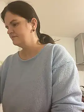 ChubbyBae live cam on StripChat