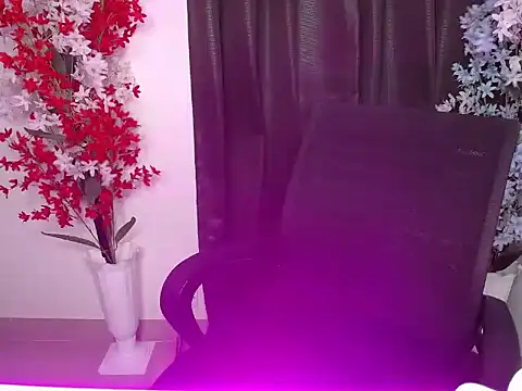 Hottie_Lizaa69 live cam on StripChat