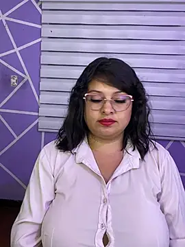 MiiaaJoness