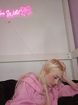 Jolina-Wild webcam