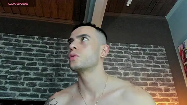Raziel_Duskbane webcam