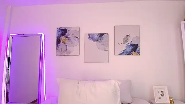 Isabella_Harley webcam