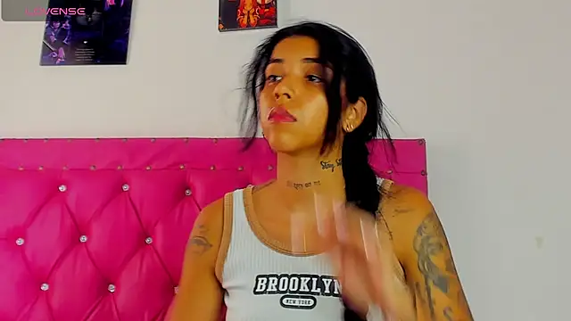 dahiiangomezz live cam on StripChat