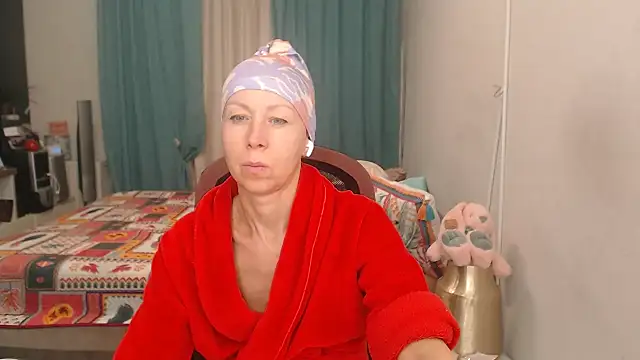 LuxuryNika webcam
