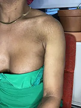 Xzotiq live sex cam