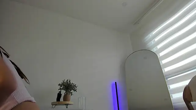 Ori_valentina webcam