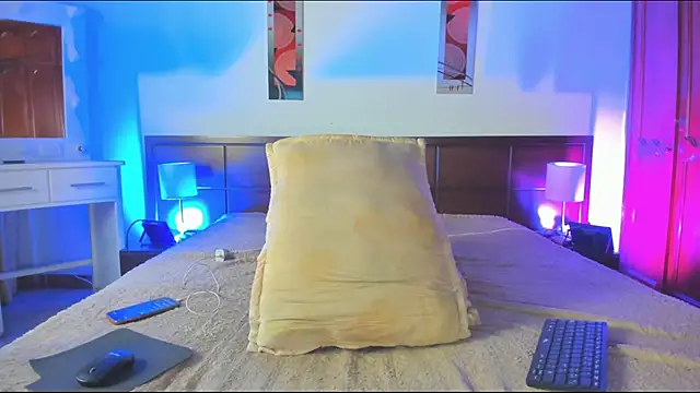 MiaMarin_hot webcam