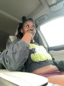 thechocolatepeach live sex cam