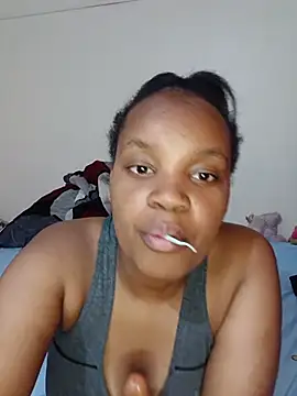 dangerous-smile webcam