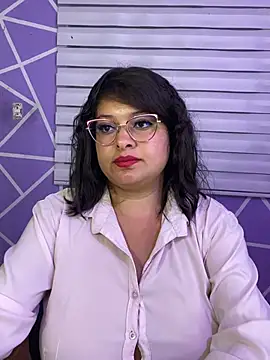 MiiaaJoness