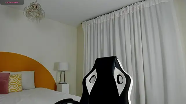 _Emmaa_Queen_ webcam