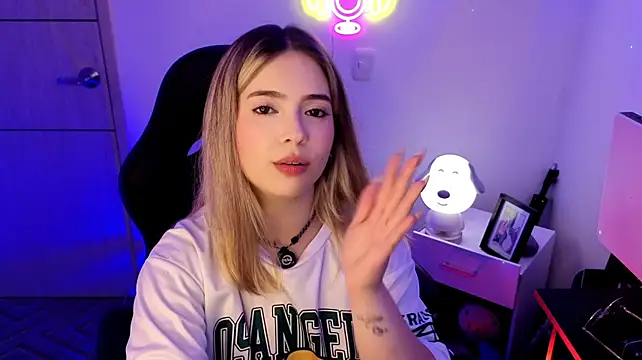EmilyMiller_ webcam