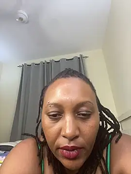 FREAKYBBW_001 webcam