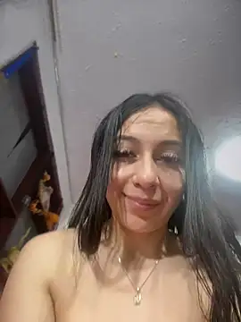 DulceMiia_ webcam