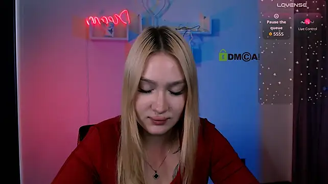 playful_sophie webcam