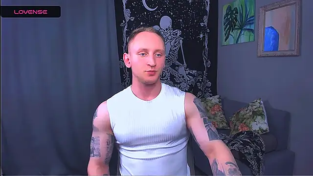 Marty_Ken live cam on StripChat