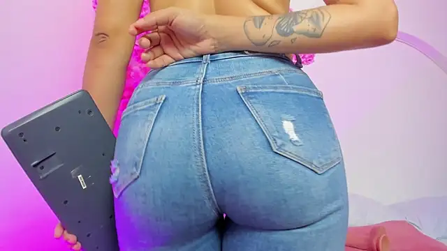 molly_lovee_ webcam