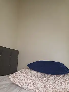 Squirt_Queen_Miaa webcam