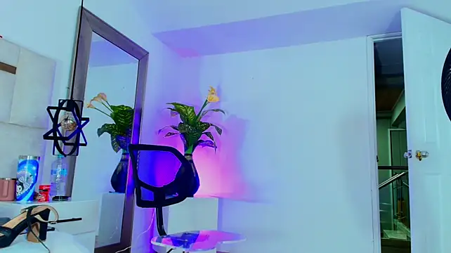 Sara_BigAss- webcam