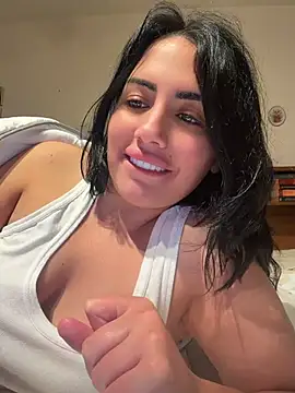 Lolitaa8 webcam
