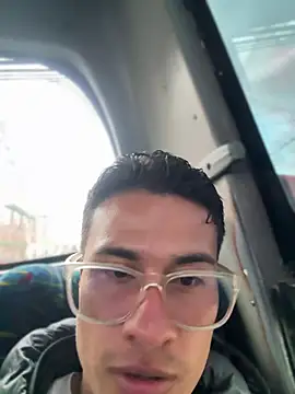 Webcam porno en directo de TavoHot_