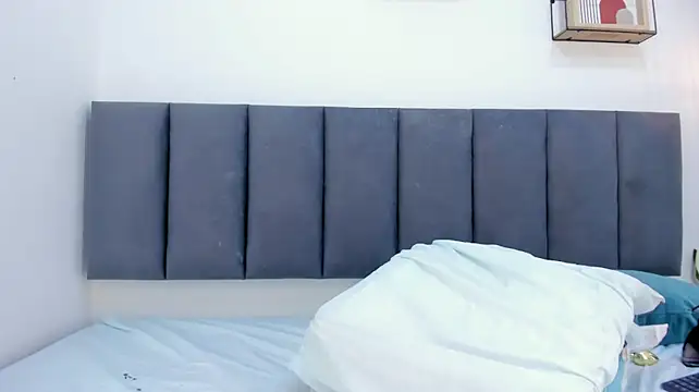 sam_doll_ webcam