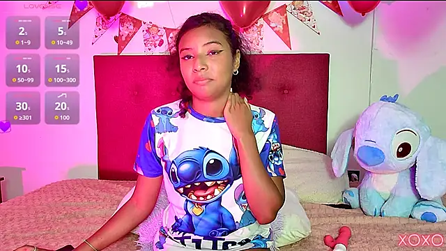 Ellie_Cute7 live cam on StripChat