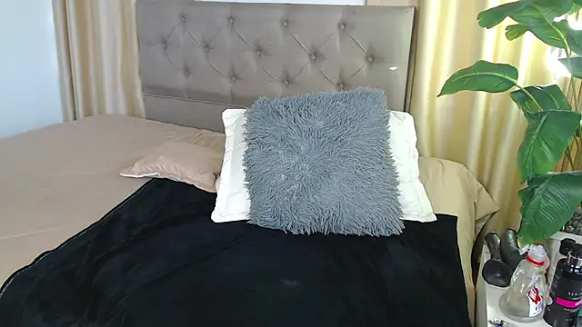Khalia_ webcam