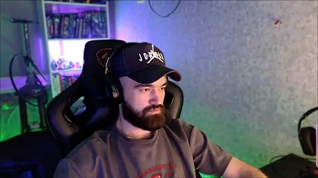 _Serious_Man webcam