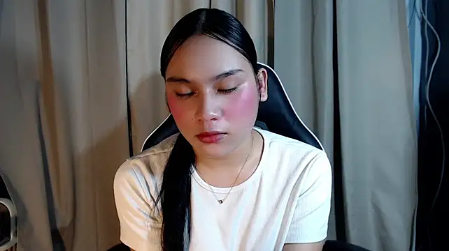 Fatal_Femme webcam