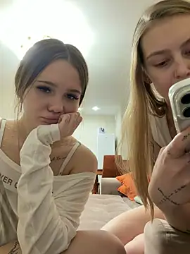 ella_butleeer webcam