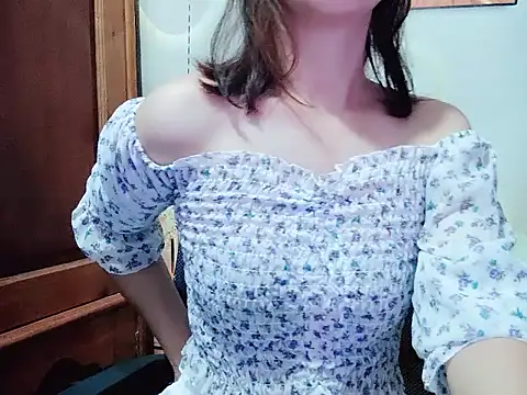 Kemsweet99 webcam