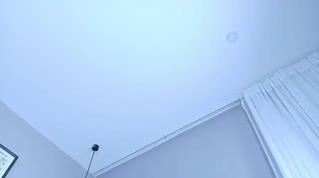 ZoeRuizz webcam