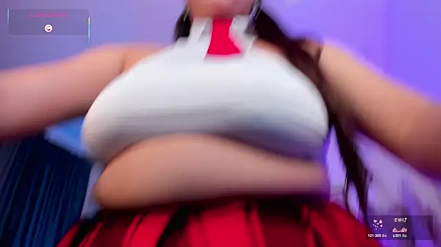 SaraLennoxx webcam