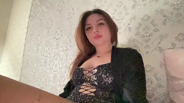 Lunabrunette webcam