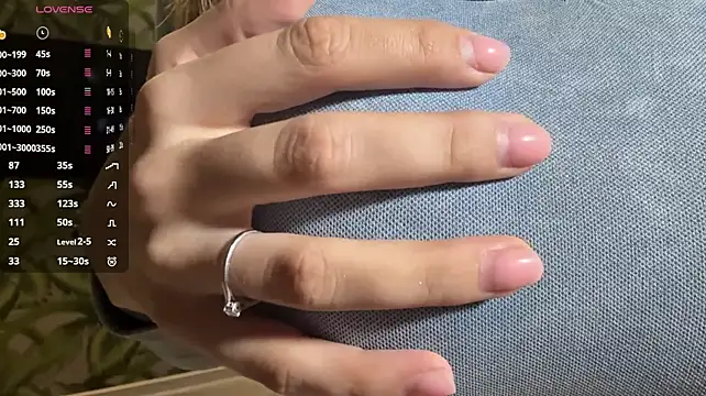 NatalieAnene webcam