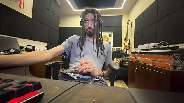 faveladaddycum (M young) - Cum shot
