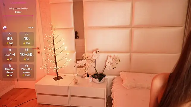 Lilly_Colins