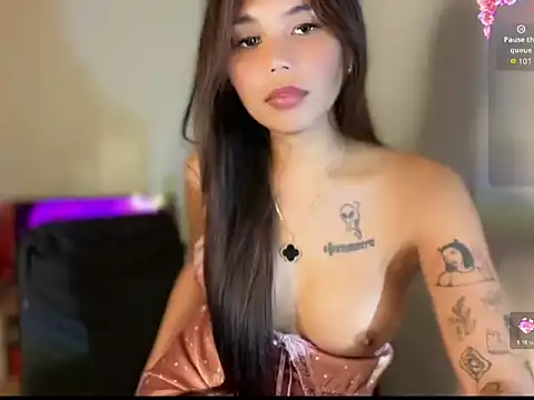 _petitegirlx69_