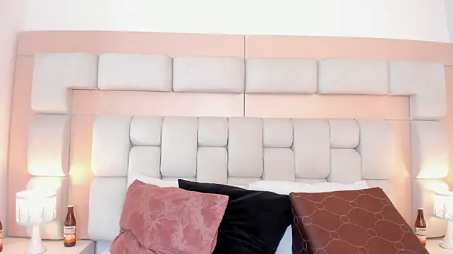 Arianna_Davis webcam