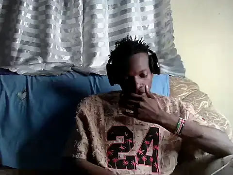 JewelFuckEntertainer212