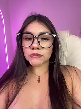 Zoe_Serrat