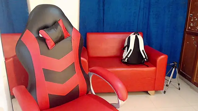 Rubievans22 webcam