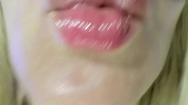 karol_stom webcam