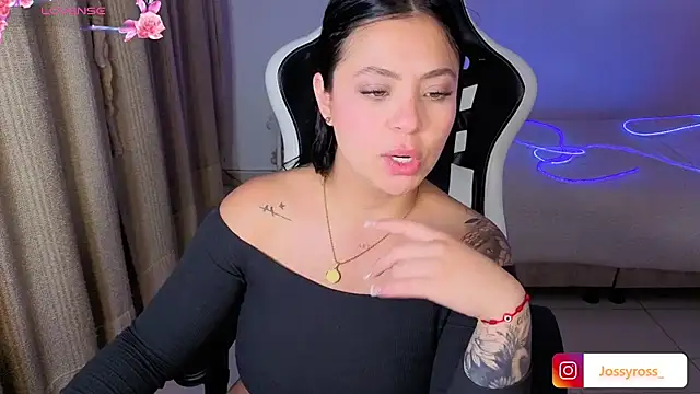 Victoryyy_ webcam