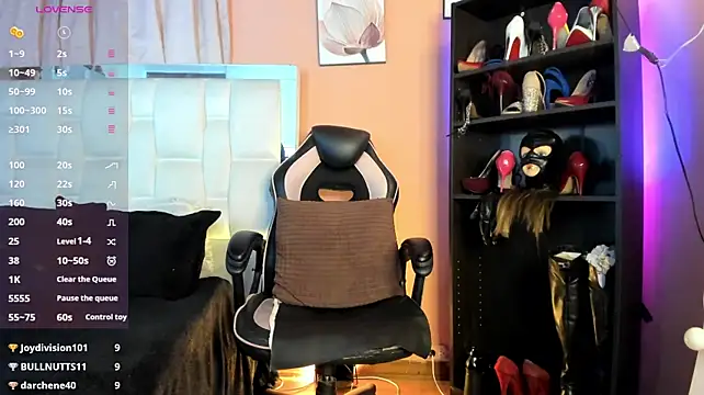 LiaTaylorr