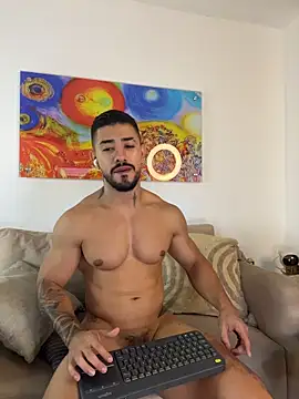 Ezzio_Scolaro webcam
