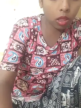 Your_Alinaa webcam